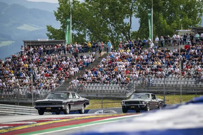 Die Legends Parade begeistert Jahr für Jahr