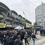 Der Stadionvorplatz bei der Merkur Arena war Stunden vor dem Anpfiff bereits gut mit Sturm-Fans gefüllt