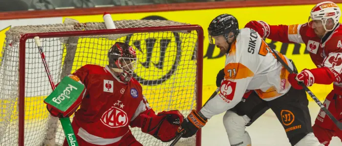 Goalie Patrick Müller konnte bei seinem KAC-Debüt 27 Schüsse auf sein Tor 
abwehren