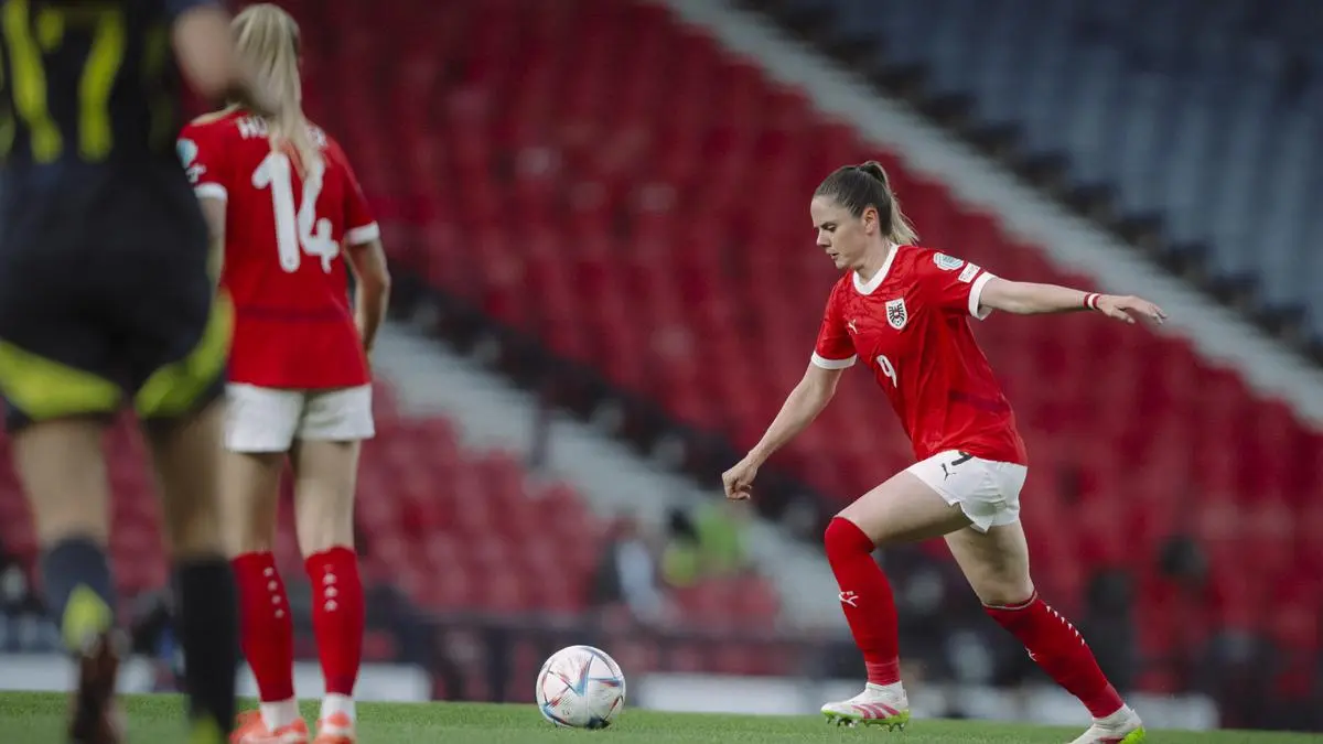 GLASGOW, SCHOTTLAND: UWNL Matchday Schottland vs Österreich am 30. Mai 2025 in Glasgow, Schottland. Photos: Jasmin Walter