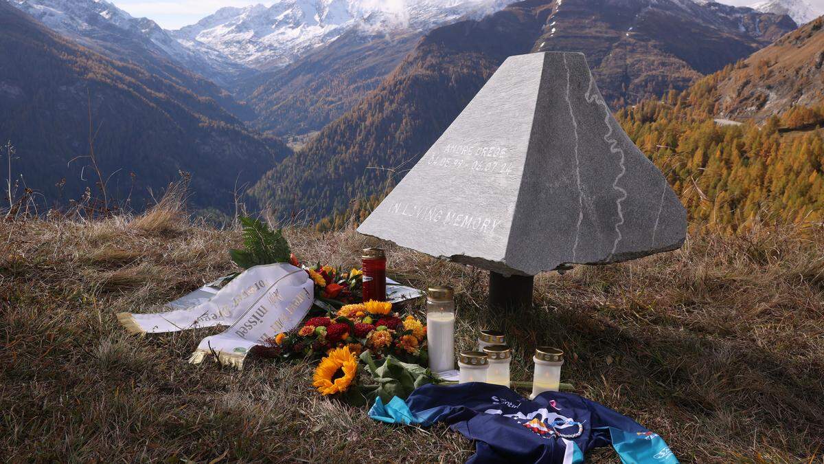 Der Gedenkstein für den verunglückten Andre Drege am Großglockner