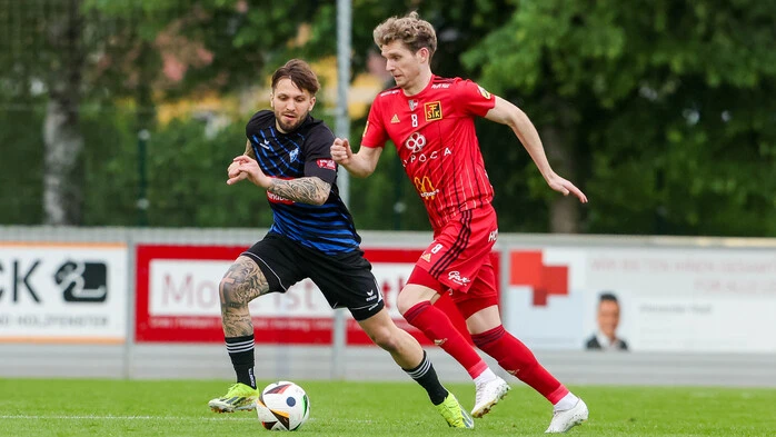 Jan Meimer (rechts) und Fürstenfeld wollen den Derbysieg