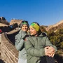 Sabine und Alex Payer vor der chinesischen Mauer 