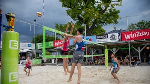 Der Mur Beach lockt wieder die heimischen Beachvolleyball-Asse – diesmal unter anderen Vorzeichen