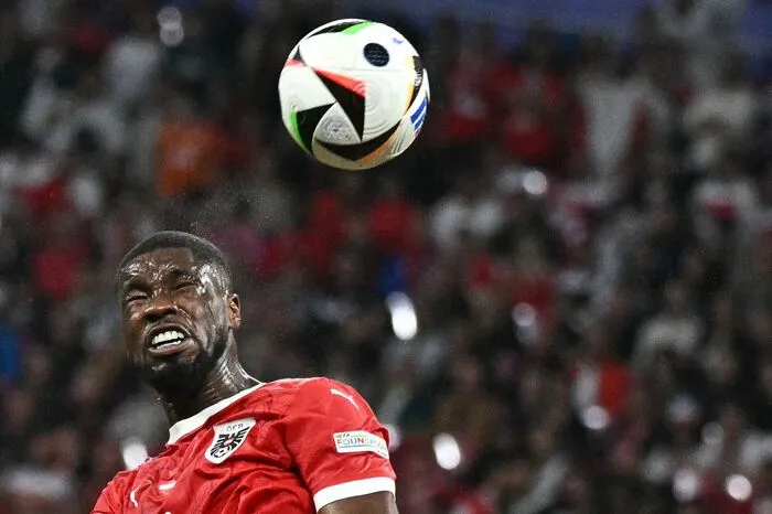 Kevin Danso: 3 | Organisator der Abwehr, im Spiel meist in Kontrolle, wenngleich zu tief nach türkischen Umschaltmomente. Bei Standards leider zweimal nicht Herr der Lage. Wird von Demiral wohl noch eine zeitlang träumen. 