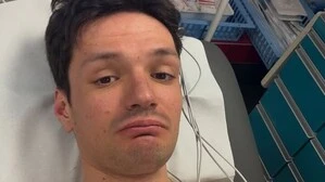 Dieses Bild von sich postete Tommaso Giacomel aus dem Krankenhaus