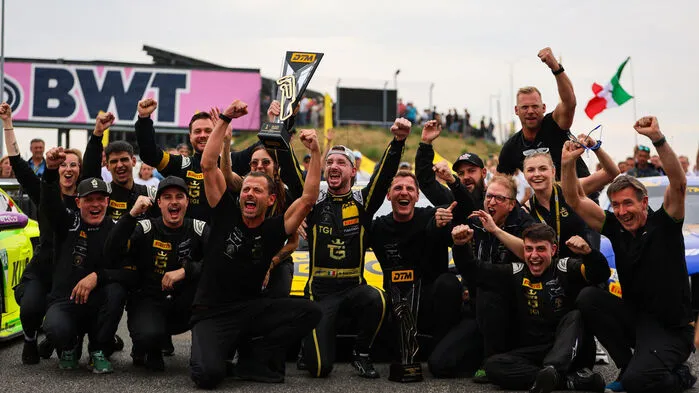 Riesenjubel beim Grasser-Racing-Team
