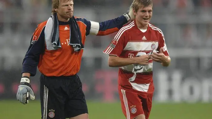 Am 26. September 2007 durfte Toni Kroos das erste Mal für die Bayern spielen - 18 Minuten, 2 Assists gegen Energie Cottbus und eine große Karriere nahm ihren Anfang. Das gefiel damals auch Bayern-Kapitän Oliver Kahn