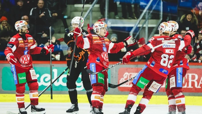 Die Rotjacken wollen heute auch gegen die 99ers jubeln