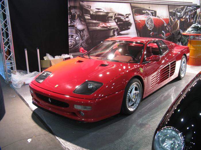 Ein Ferrari F512 M