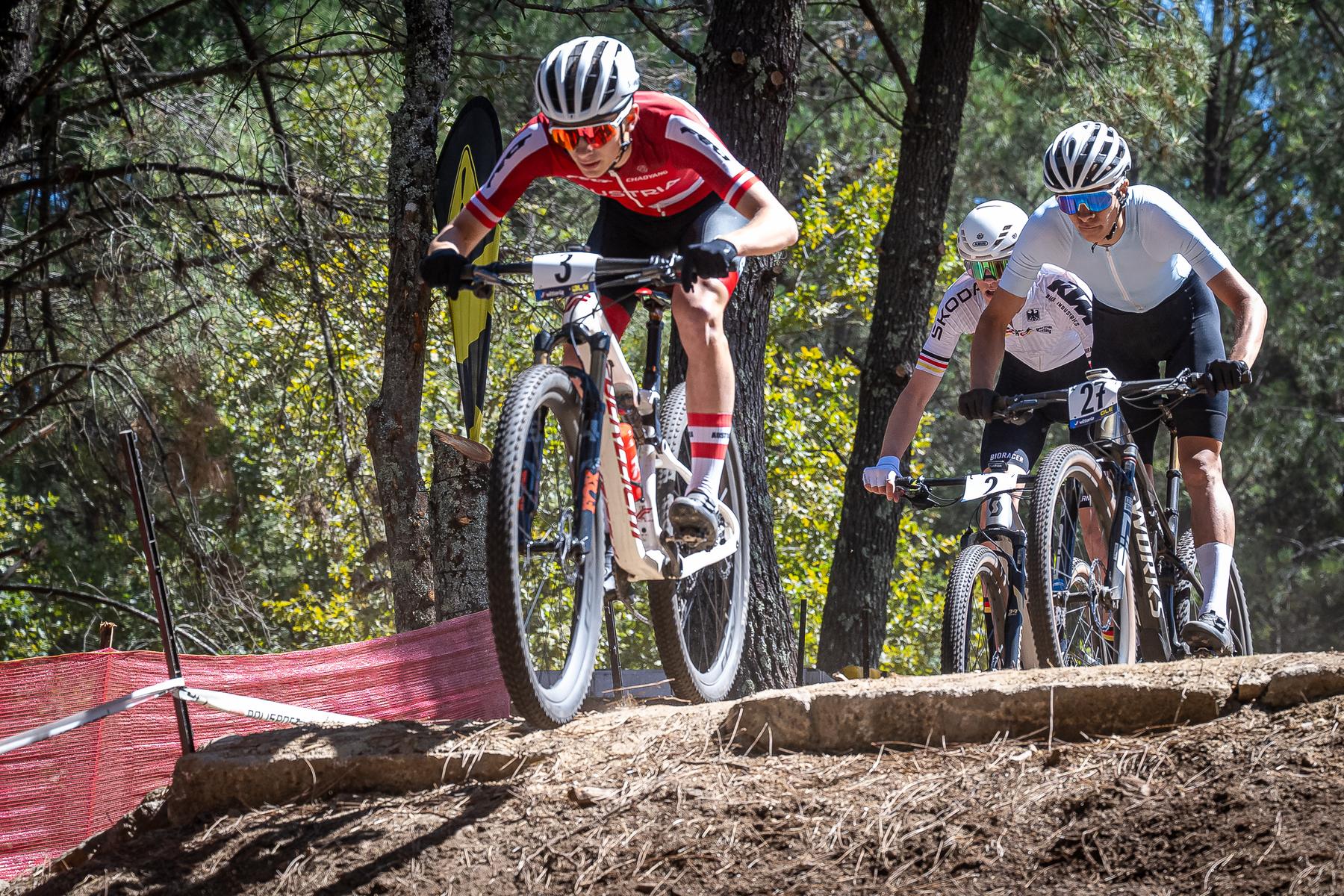 Anatol Friedl osvojil dvojno evropsko zlato v gorskem kolesarstvu