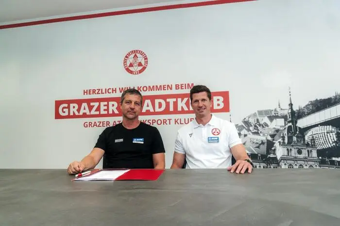 Gerald Scheiblehner (links) mit Interims-Sportdirektor Andreas Lienhart