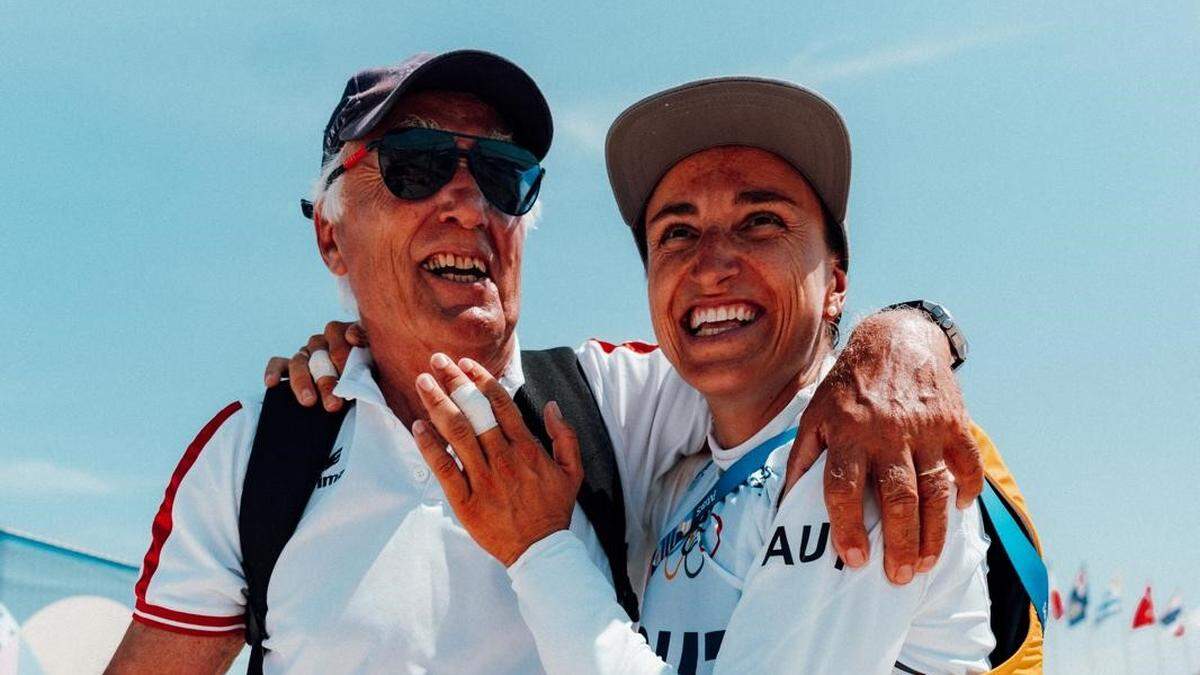 Lara Vadlau (r.) und Papa Ernst in Marseille