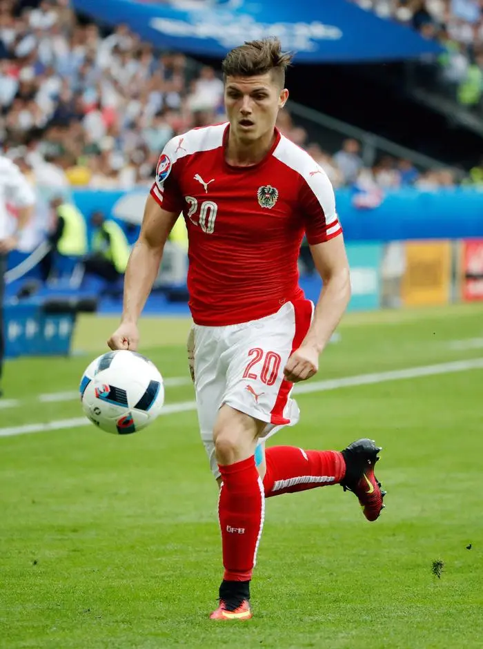 UEFA Frankreich Euro 2016 Island - Österreich Frankreich, Paris, 22.06.2016, Fussball, UEFA EURO EM Europameisterschaft Fussball 2016, Island - Österreich (2:1): Marcel Sabitzer (Österreich).

UEFA France Euro 2016 Iceland Austria France Paris 22 06 2016 Football UEFA Euro euro European Championship Football 2016 Iceland Austria 2 1 Marcel Sabitzer Austria  