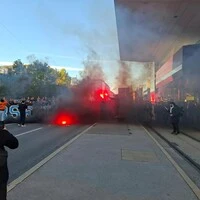 Marseille-Fans mit Pyrotechnik