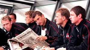 Walter Kogler (M.) und Martin Hiden absolvierten bei der WM 1998 keine Minute