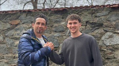 Dollinger mit seinem 20-jährigen Sohn Matthias, der aktuell bei Austria Klagenfurt kickt