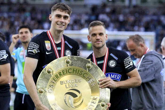 2024 eroberte Szymon Wlodarczyk (l.) mit Sturm den Meistertitel
