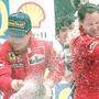 Am 30. April 1995 feierten Jean Alesi (links) und Gerhard Berger die Plätze zwei und drei in Imola. Dort verschwand der Ferrari F512M des Österreichers