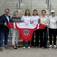 Österreichs Frauen-Nationalteam und der ÖEHV zeigen sich vor der historischen A-WM geschlossen