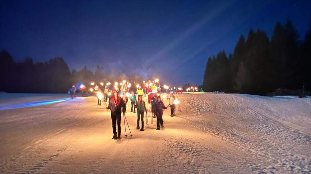Am 26. Jänner findet auf der Hebalm eine Vollmond-Schneeschuhwanderung statt
