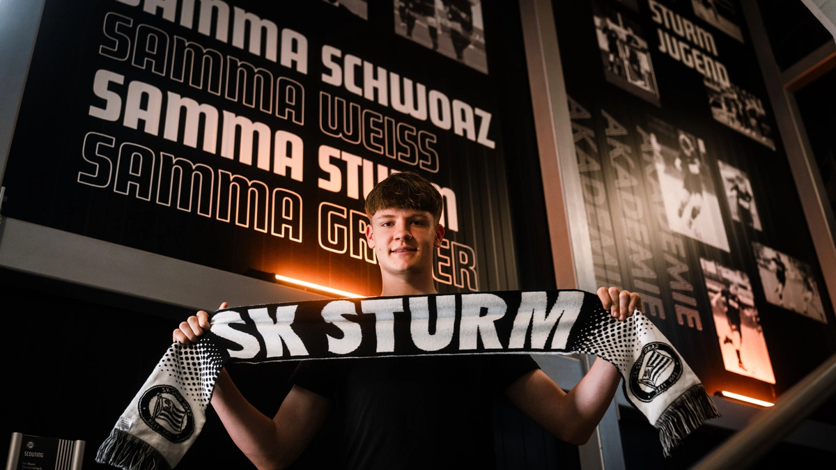 Luca Weinhandl bleibt beim SK Sturm