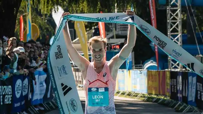 Leon Fian gewann bei seiner Marathon-Premiere