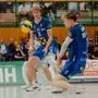 HARTBERG,AUSTRIA,22.MAR.25 - VOLLEYBALL - AVL, Austrian Volley League, TSV Hartberg vs SK Aich/Dob. Image shows Lukas Glatz (Hartberg) and Tobias Willimek (Hartberg). Photo: GEPA pictures/ Alexander Solc