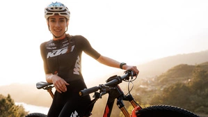 Giada Specia trägt seit 2025 das KTM-Trikot, verpasste aber wegen eines Beckenbruchs die letzte Saison