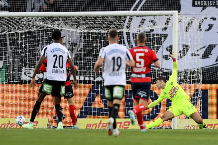 GRAZ,AUSTRIA,02.APR.23 - SOCCER - ADMIRAL Bundesliga, championship group, SK Sturm Graz vs SK Rapid Wien. Image shows Emmanuel Esse Emegha, Tomi Horvat (Sturm), Roman Kerschbaum and Niklas Hedl (Rapid). keywords: goal. Photo: GEPA pictures/ Hans Oberlaender