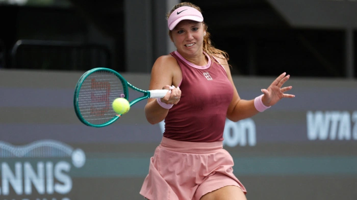 Neues Siegergesicht auf der Tour mit 16: Kristina Liutowa
