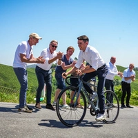 Hier bestreitet Martin Messner noch ein „Schauradeln“ – am 8. Juli geht es beim Ö-Tour-Auftakt zur Sache 