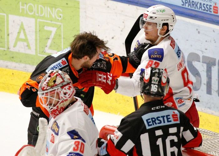 Lukas Kainz und Clemens Unterweger 2019 beim „Meinungsaustausch“ im Play-off