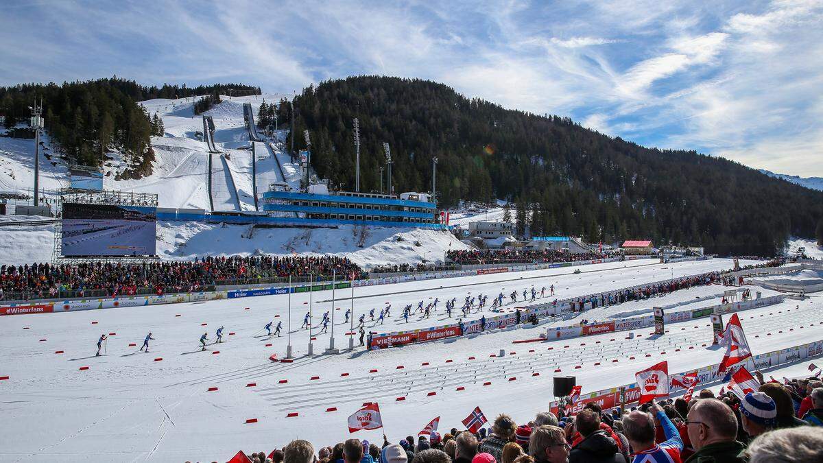 Die nordische Ski-WM 2019 beschäftigt Seefeld. Oder besser: Die infrastrukturellen Maßnahmen, die die Gemeinde nun in finanzielle Turbulenzen stürz(t)en