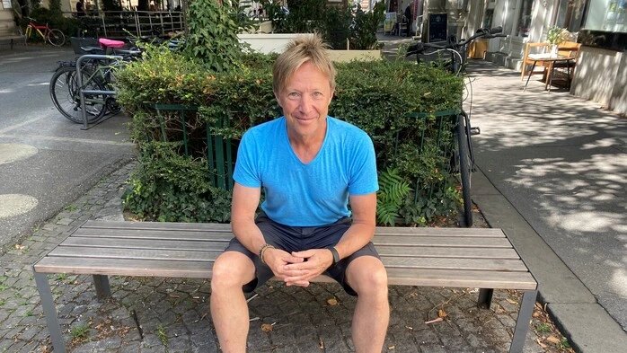 Christian Dworschak ganz leger im Sommer 2026 in Graz