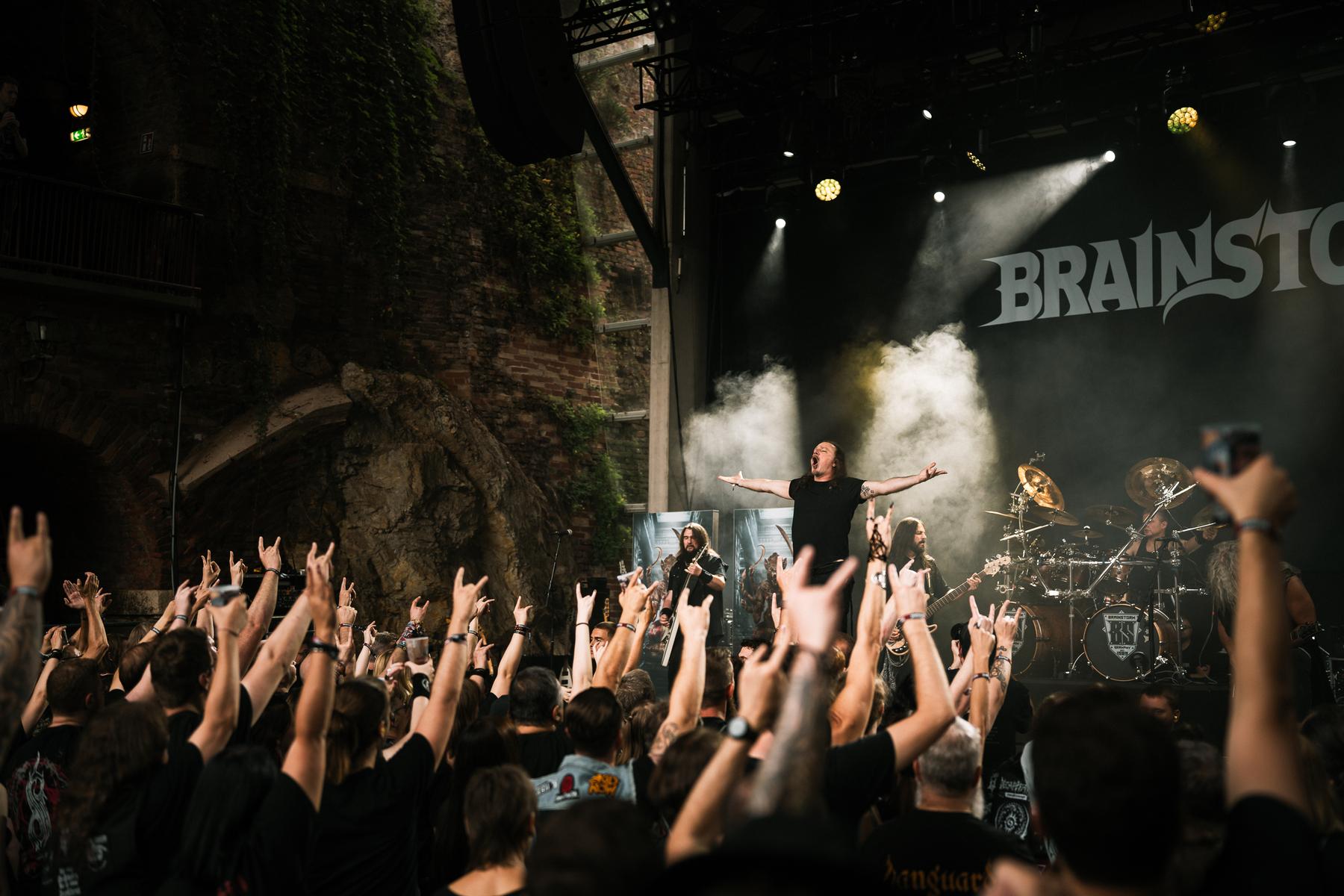 Rückkehr von „Metal on the Hill“: Harte Klänge und pechschwarze T-Shirts am Grazer Schlossberg