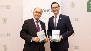 VP-Landesparteigeschäftsführer Georg Preßler mit Campus-Präsident Wolfgang Sobotka