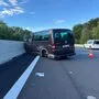 Der demolierte VW-Bus auf der A 9 bei Vogau 