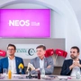 2024 herrschte noch Harmonie: Die Nationalratsanwärter Fiona Fiedler, Veit Dengler und Lukas Hosemann mit Neos-Landeschef Niko Swatek 