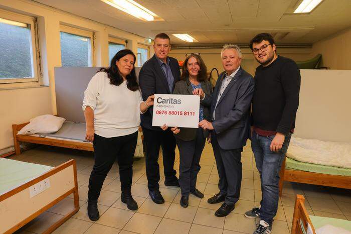  Nicola Baloch (Geschäftsführerin VinziWerke Österreich), Klaus Zenz (Sozialsprecher SPÖ), Elke Kahr (Bürgermeisterin Stadt Graz), Erich Hohl (Vizedirektor Caritas Steiermark), Jakob Url (Leiter Caritas-Winternotschlafstelle)