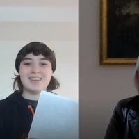 Maximilian Stoik und Yule Goral im Gespräch mit Verteidigungsministerin Klaudia Tanner