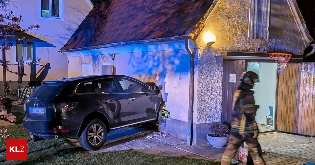 Loch-in-der-Wand-Auto-krachte-in-Graz-frontal-gegen-Garagenmauer