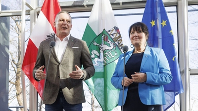 Die neue Steiermark-Spitze Kunasek und Khom führt heute die Klausur an