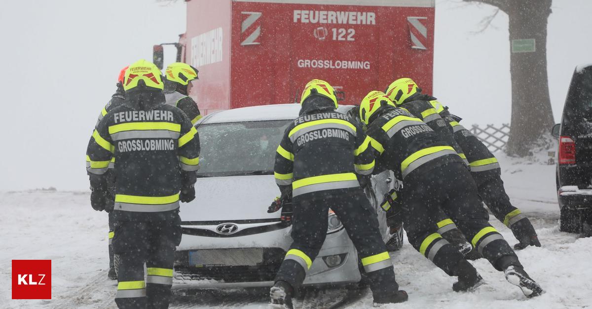 Schneefahrbahn-Keine-Stille-Nacht-f-r-Feuerwehren-und-Winterdienst