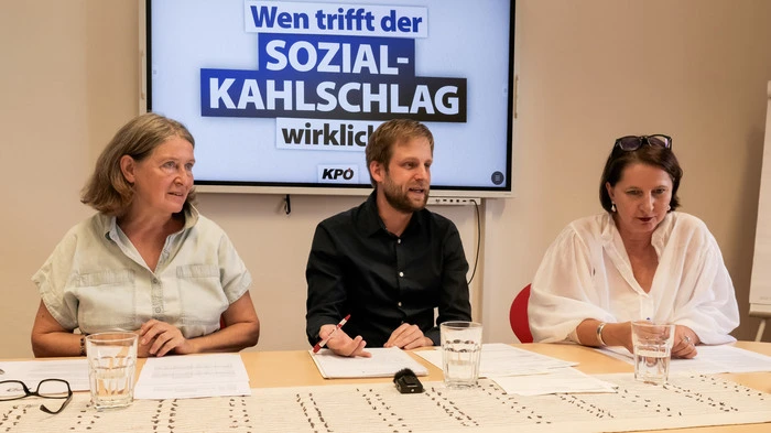 Die Grazer Bürgermeisterin Elke Kahr, Abgeordneter Alexander Melinz (beide KPÖ) und Andrea Prieschl-Höllmüller (Sozialarbeiterin im Landtagsklub)
