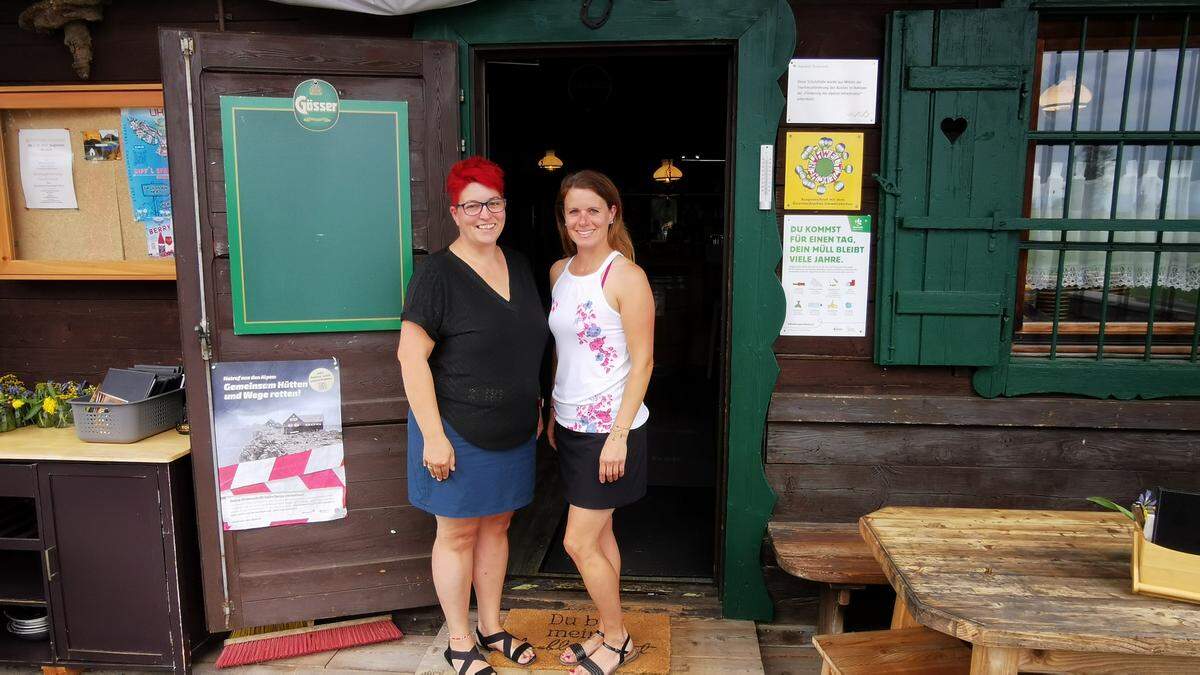 Eva Gruber und Barbara Lang bewirtschaften die Hochanger-Hütte