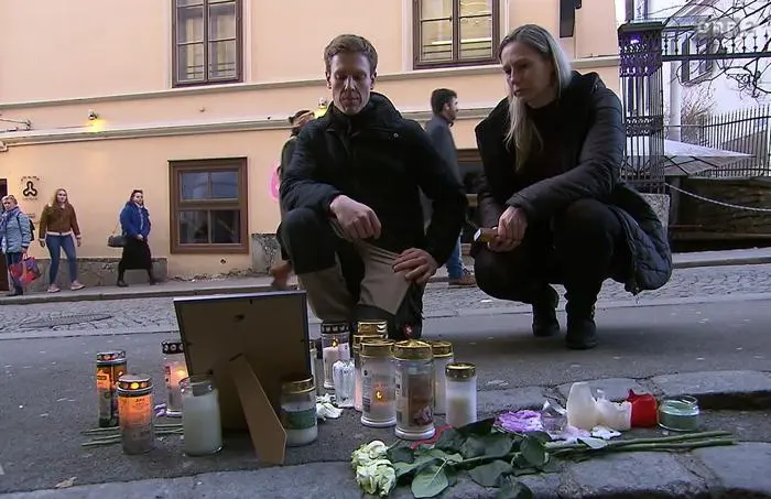 Thomas und Silvia Weinhandl kehrten für den ORF an den Brandort zurück