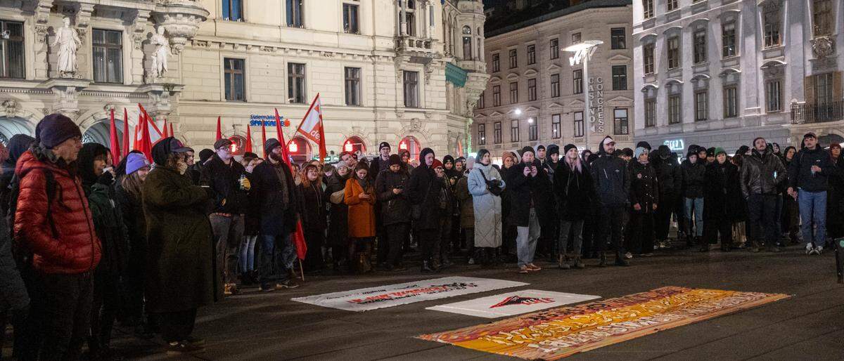 Demonstration gegen Akademikerball in Graz, Hauptplatz, am 20.1. 2024