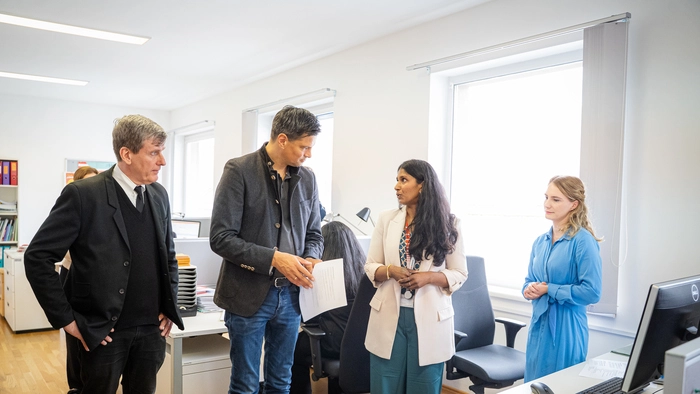 Hannes Amesbauer besuchte den Österreichischen Integrationsfonds in seiner Grazer Niederlassung