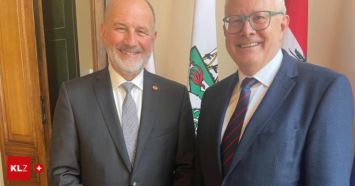 Politik-intern-Parteifarben-verschwimmen-in-der-Grazer-Burg